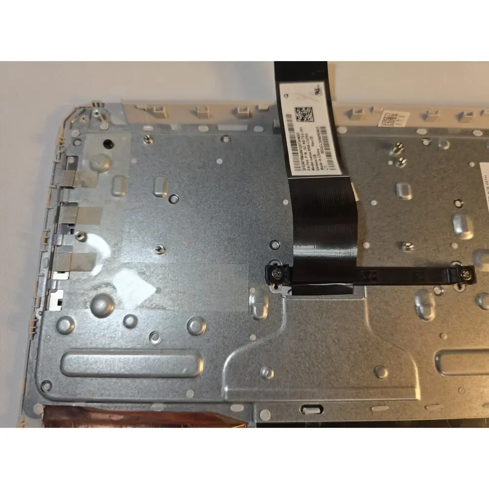 HP Chromebook 11 G3 N2840 Palmrest w/ Keyboard 788639-001 Silver And Black